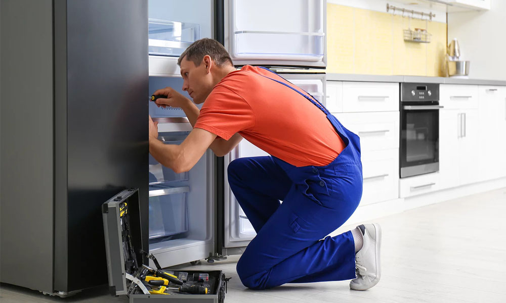We Provides Fast, Reliable, And Efficient  Hitachi Refrigerator Repair Services Mumbai At Your Home